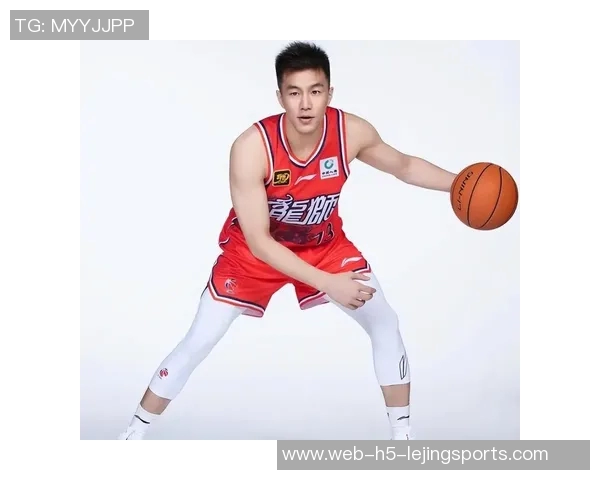 郭艾伦在篮球赛场的辉煌历程与未来展望分析